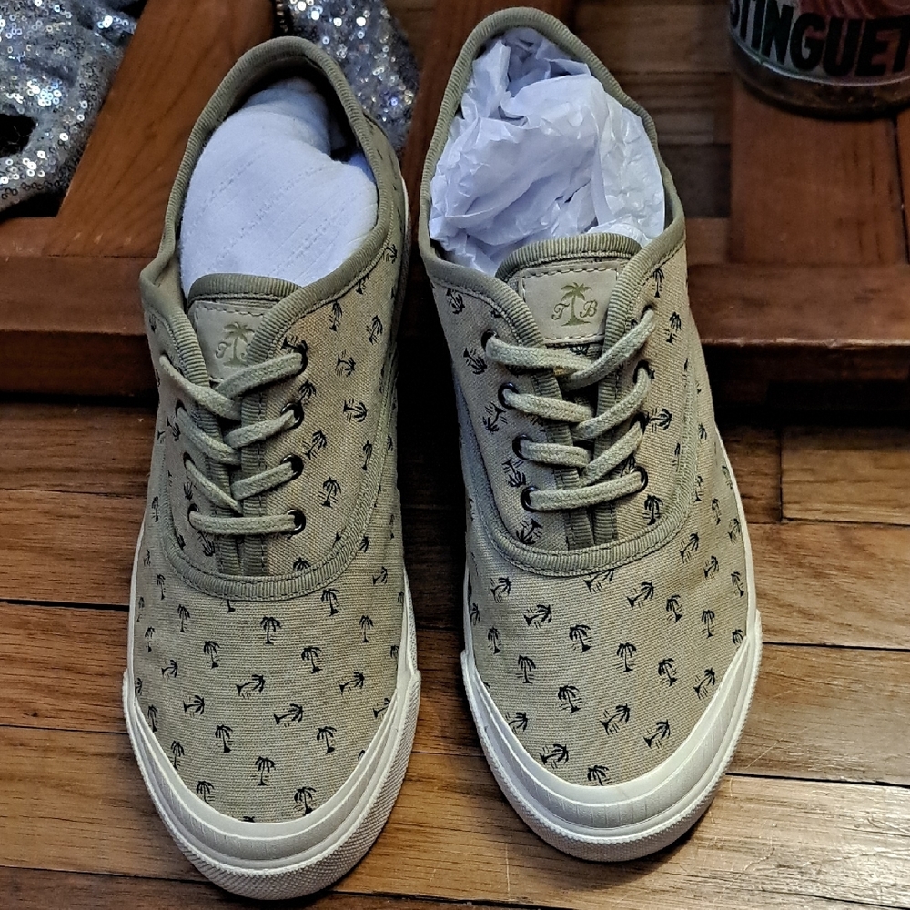 Tommy Bahamas Coconut Point Canvas Sneakers. Men's Size 9. - Picture 3 of 11